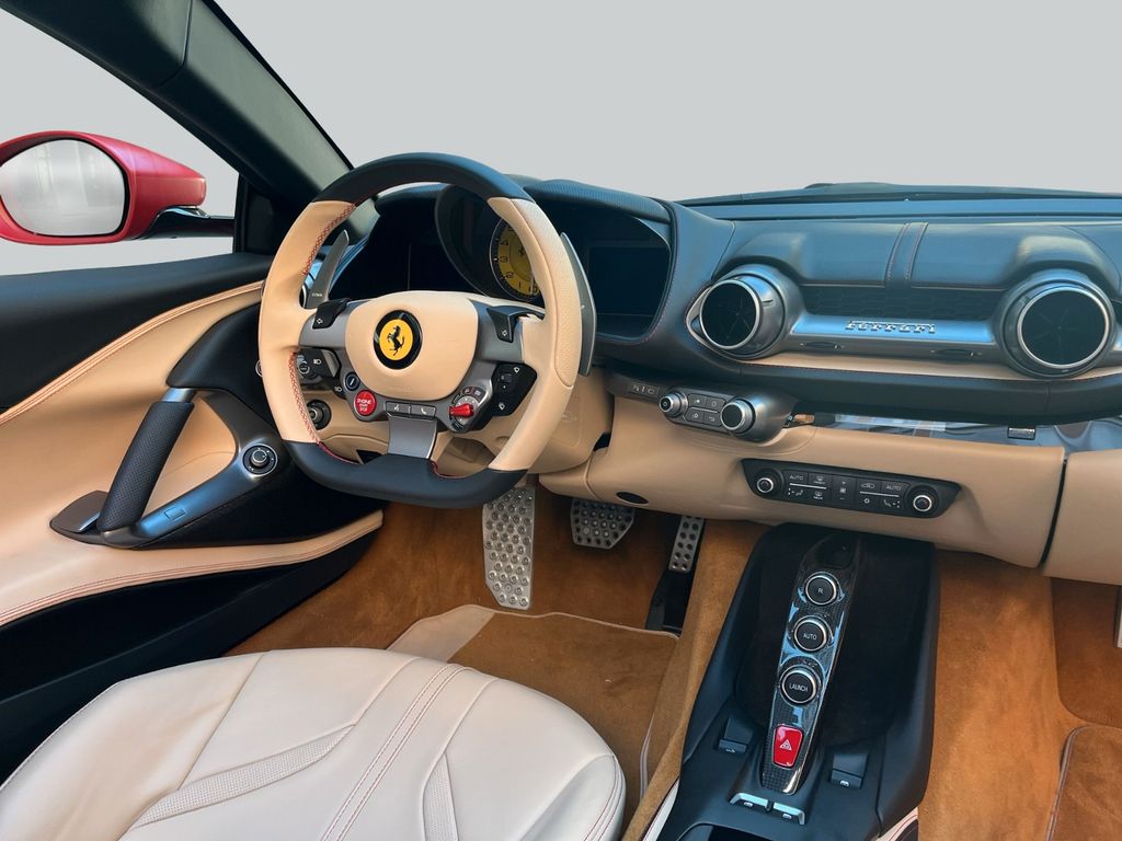 Ferrari 812 2023
