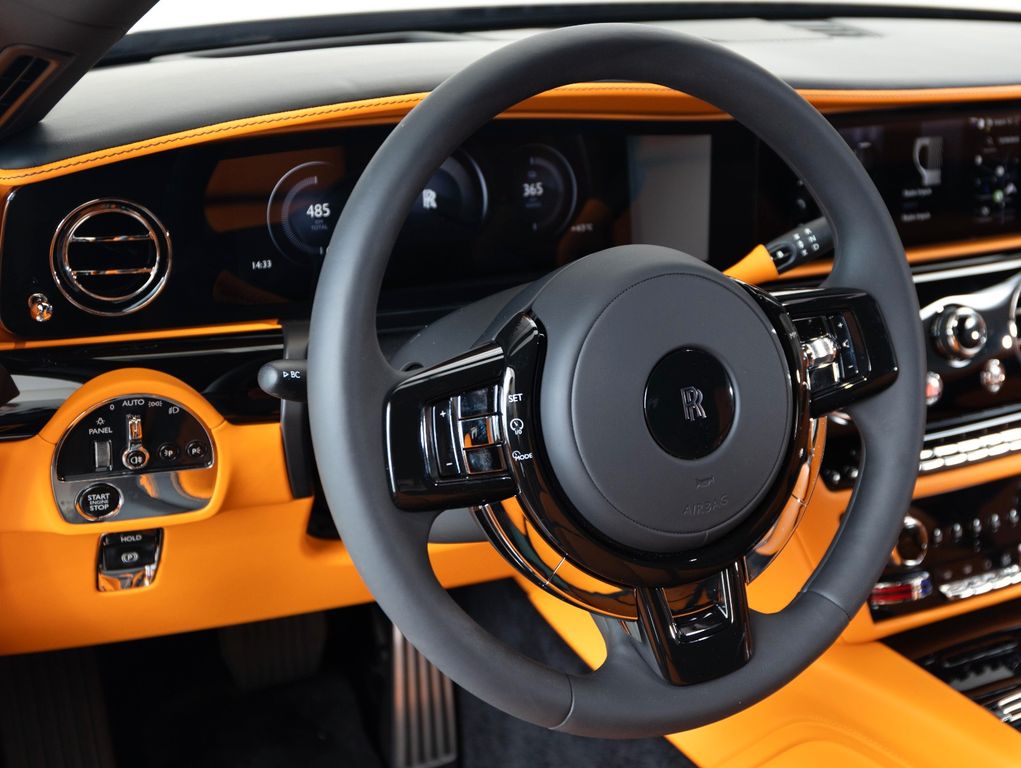 Rolls-Royce Spectre 2025