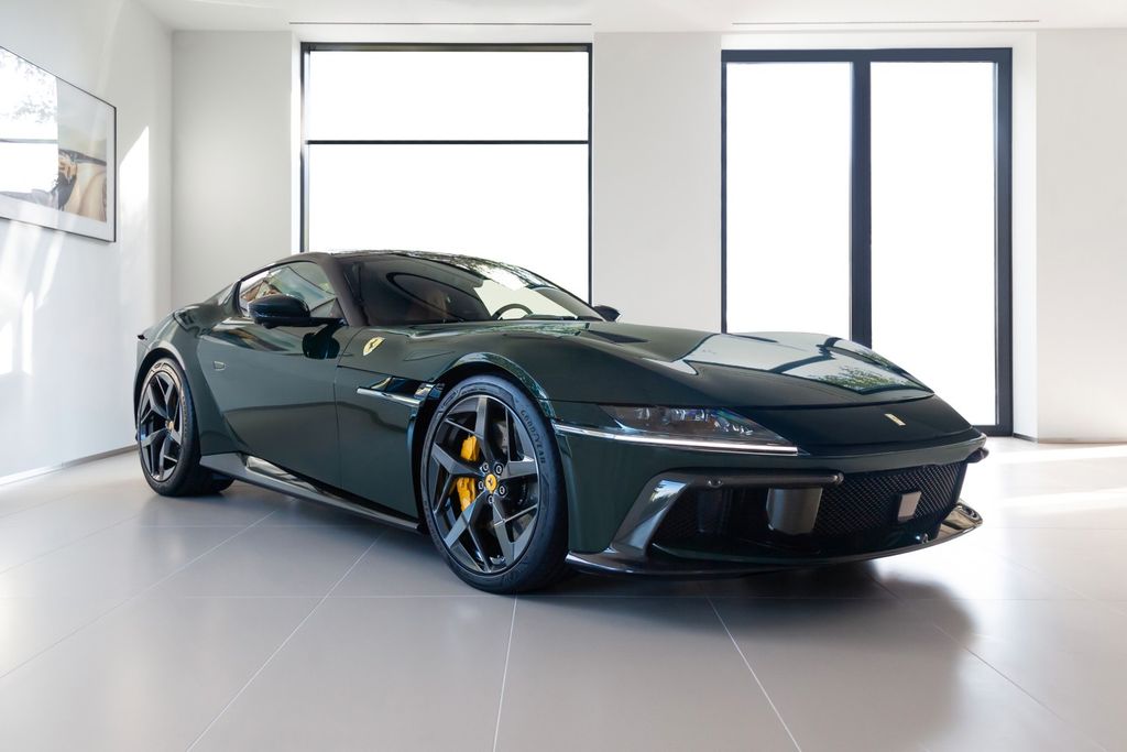 Ferrari 12Cilindri 2025