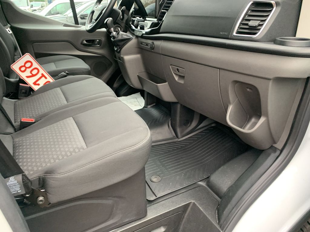 Ford Transit 2024