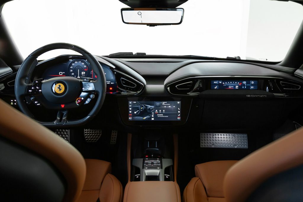 Ferrari 12Cilindri 2025