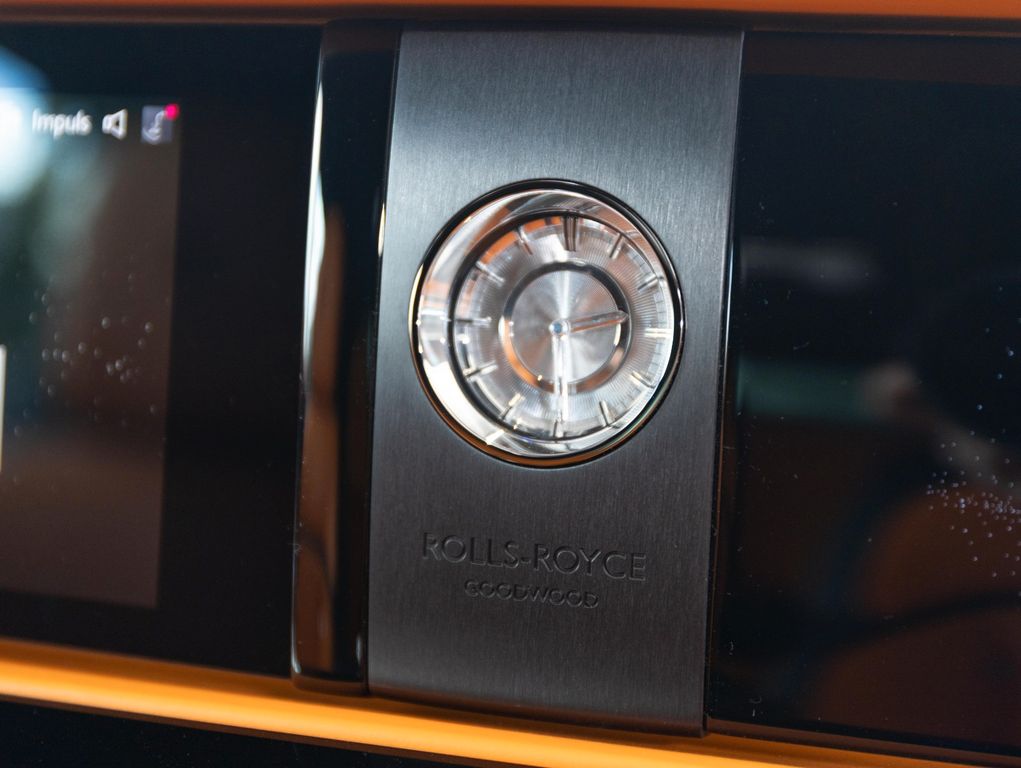 Rolls-Royce Spectre 2025