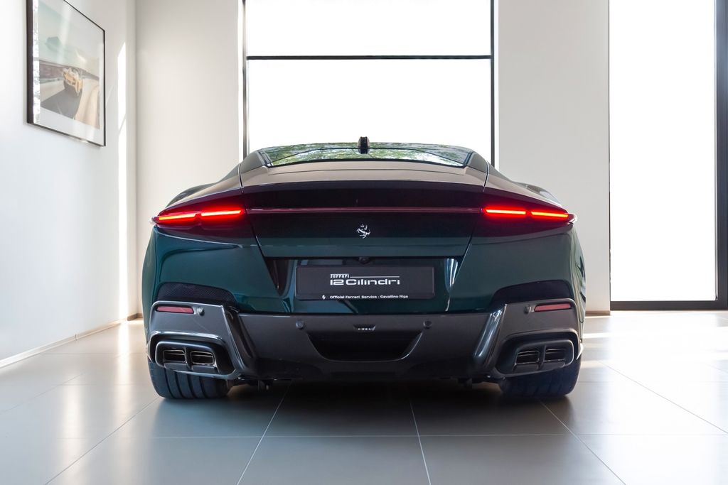 Ferrari 12Cilindri 2025