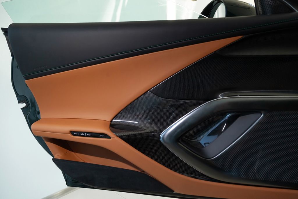 Ferrari 12Cilindri 2025