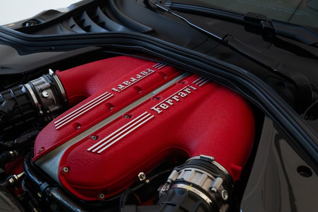 Ferrari 12Cilindri 2025