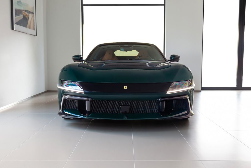 Ferrari 12Cilindri 2025