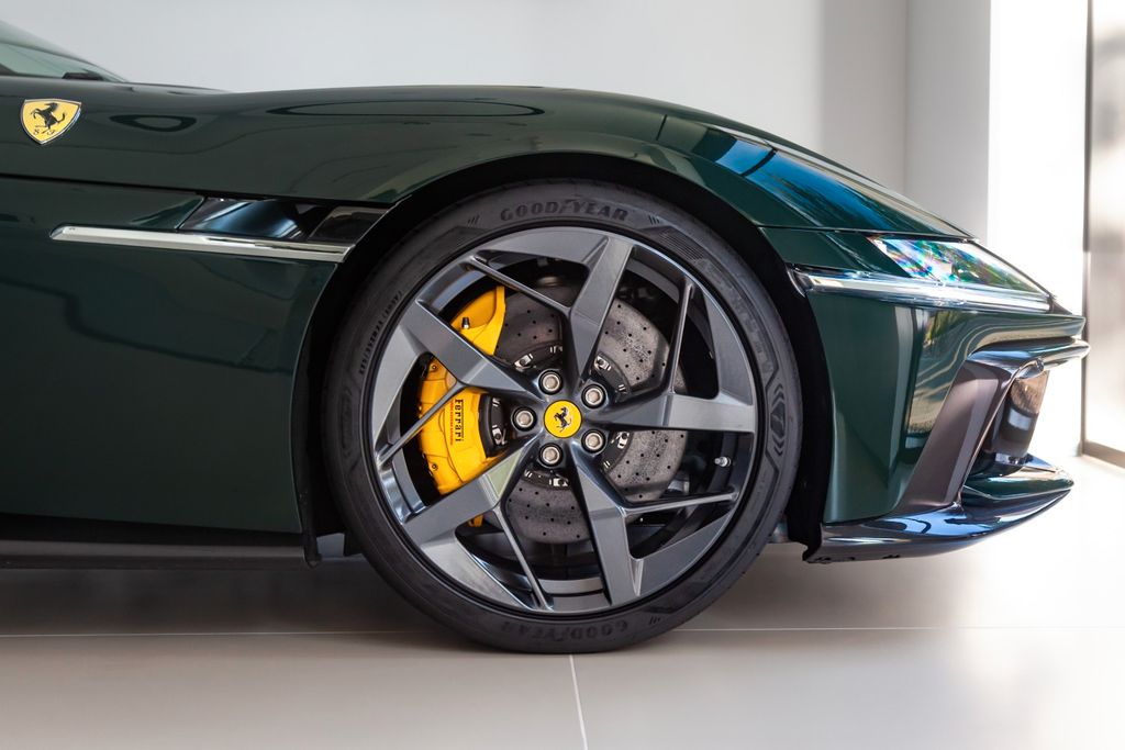 Ferrari 12Cilindri 2025