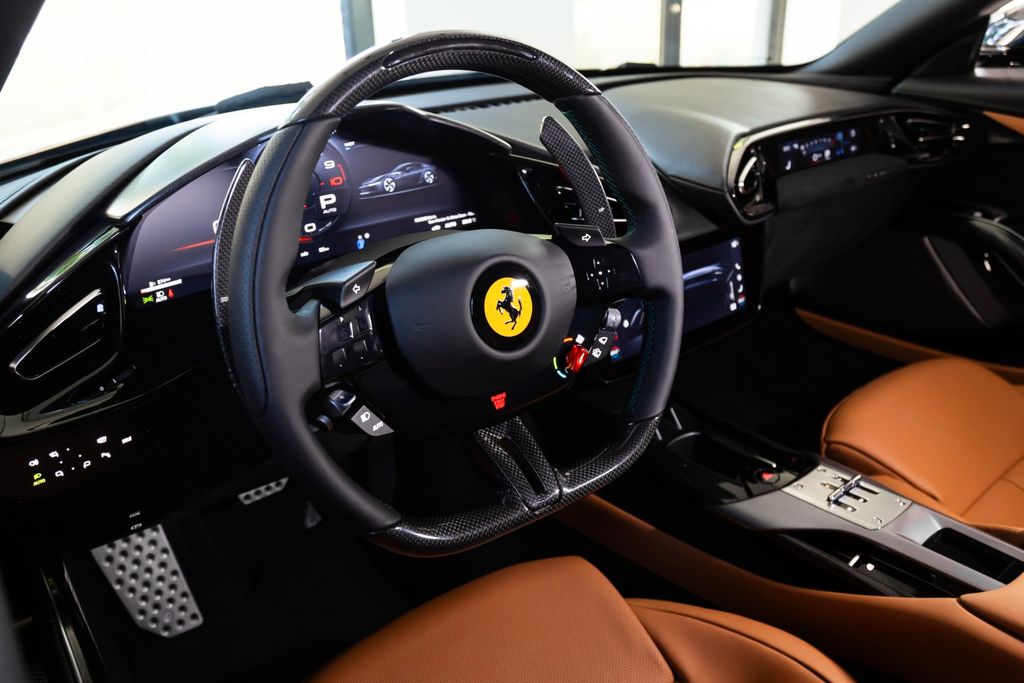 Ferrari 12Cilindri 2025