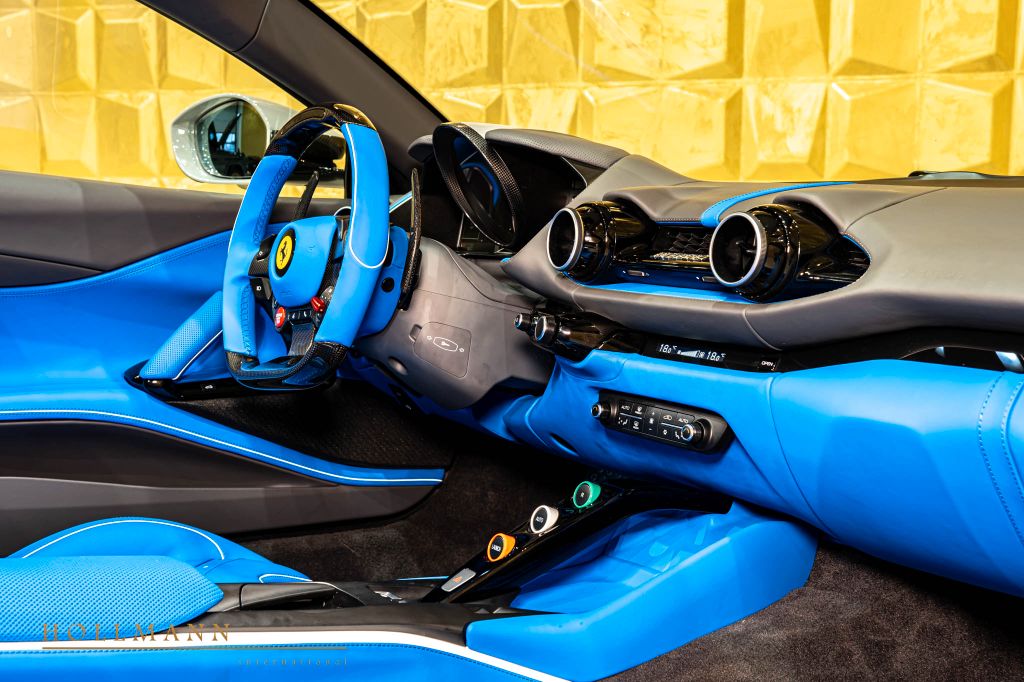 Ferrari 812