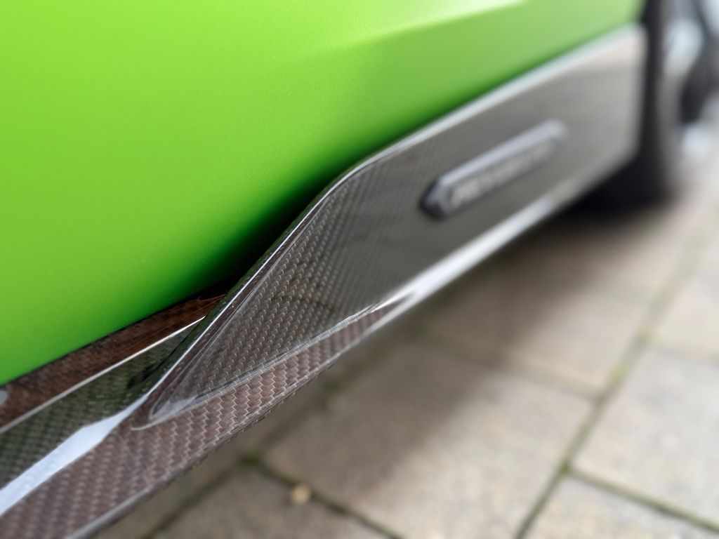 Lamborghini Revuelto 2025