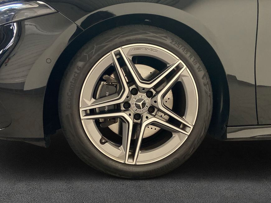Mercedes-Benz A 220 2024