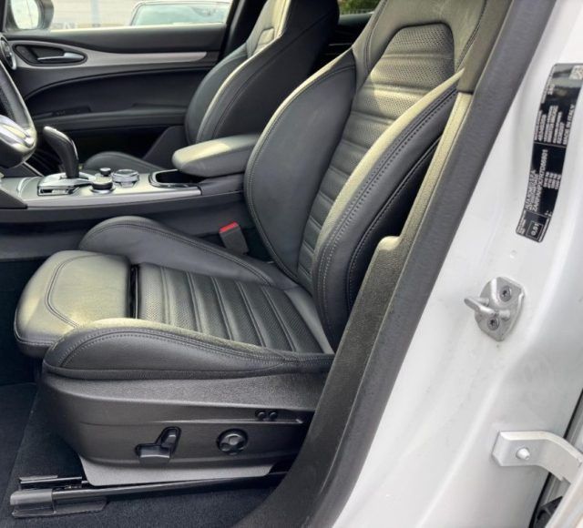 Alfa Romeo Stelvio 2024