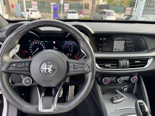 Alfa Romeo Stelvio 2024