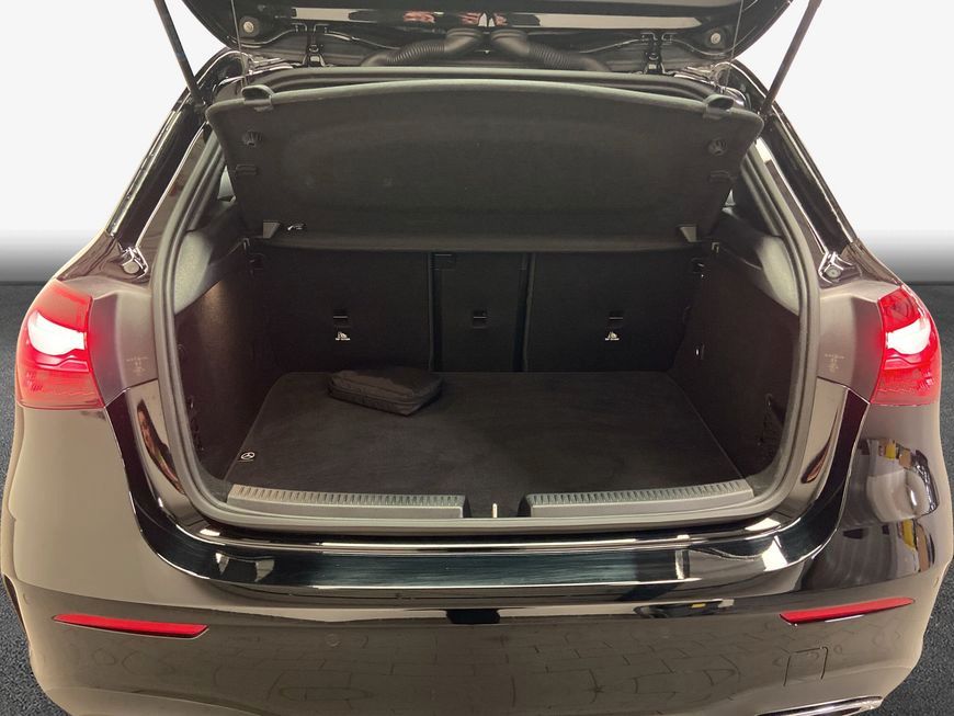 Mercedes-Benz A 220 2024