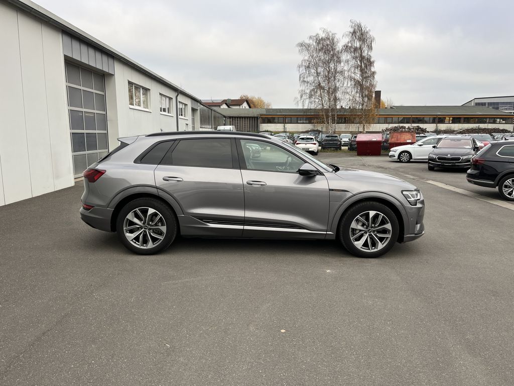 Audi e-tron 2022
