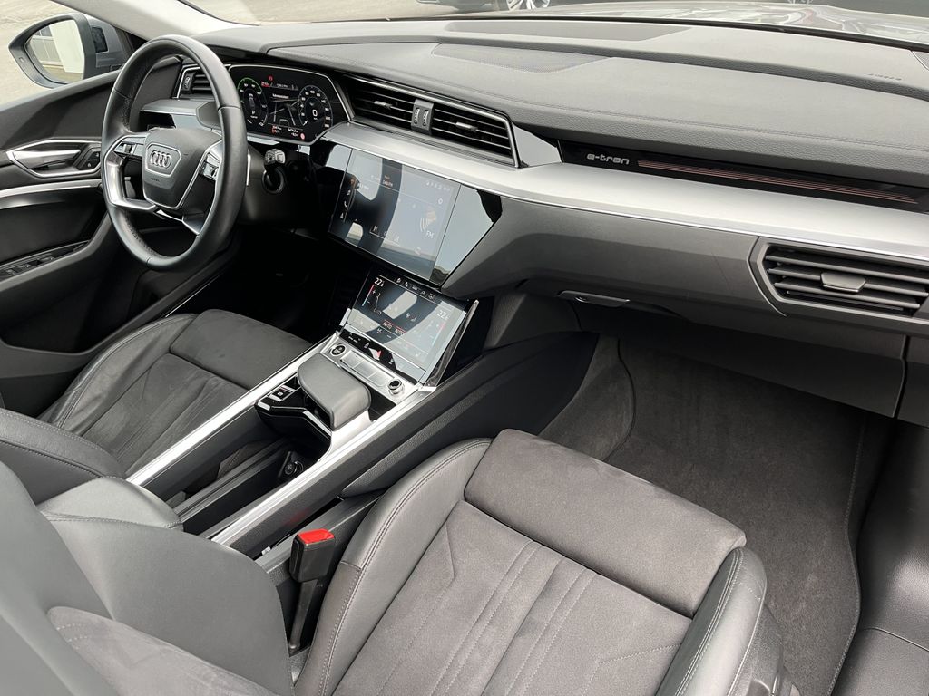 Audi e-tron 2022
