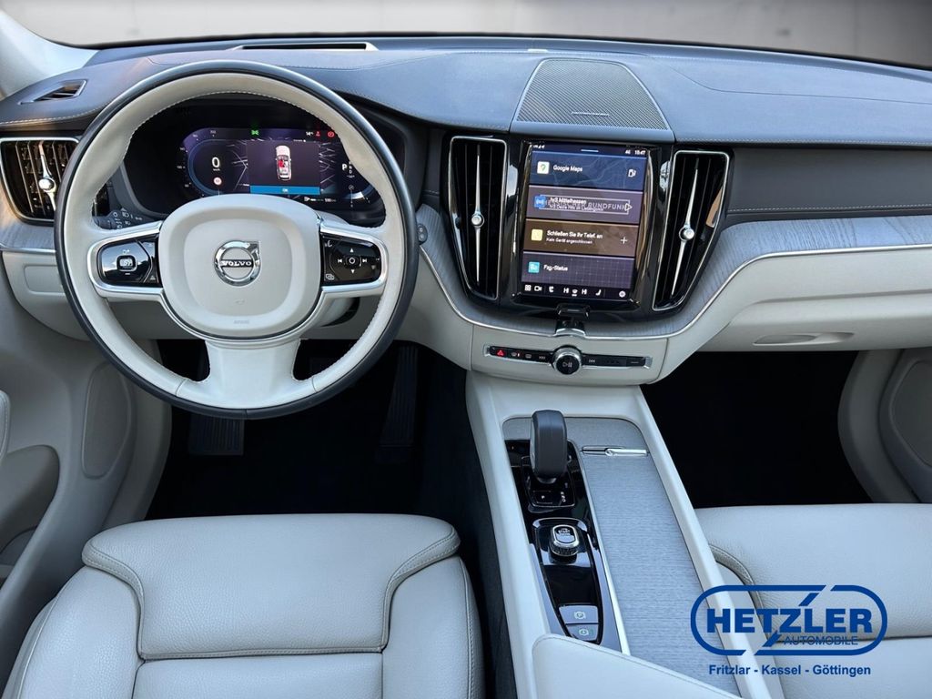 Volvo XC60 2022