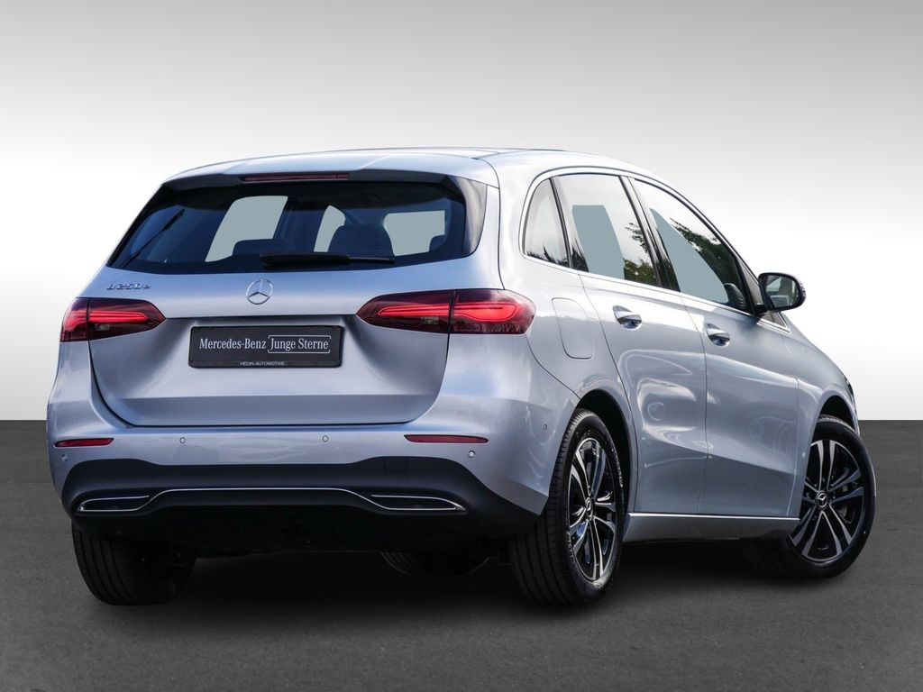 Mercedes-Benz B 250 2023