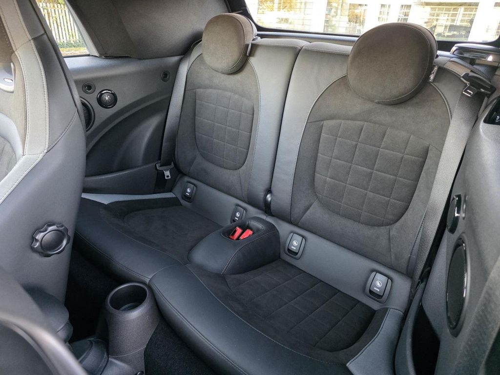 MINI John Cooper Works Cabrio 2022