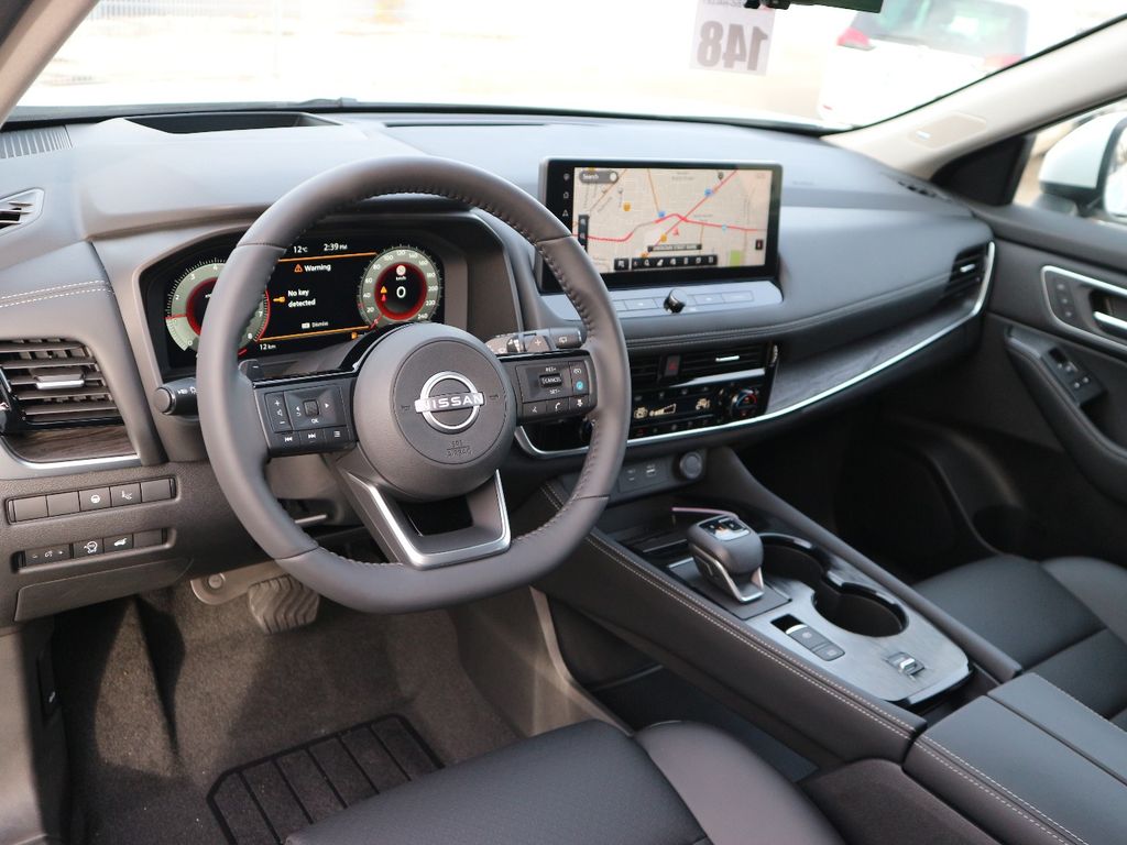 Nissan X-Trail 2025