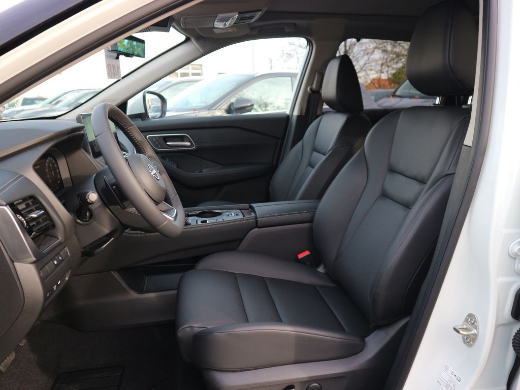 Nissan X-Trail 2025
