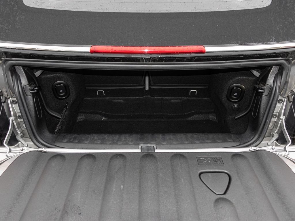 MINI Cooper Cabrio 2023