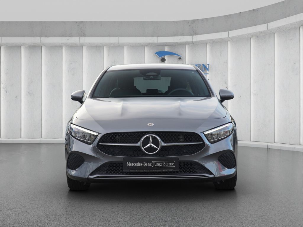 Mercedes-Benz A 180 2024