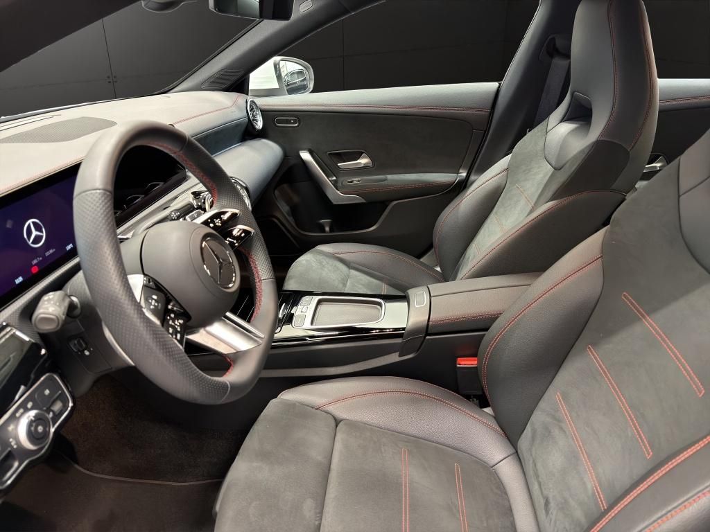 Mercedes-Benz CLA 250 2025