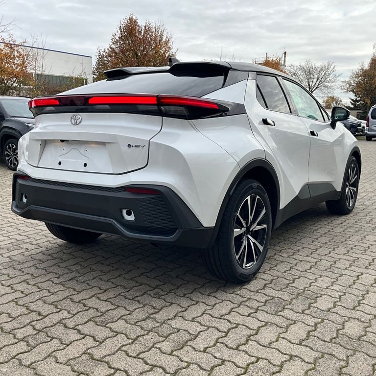 Toyota C-HR 2025