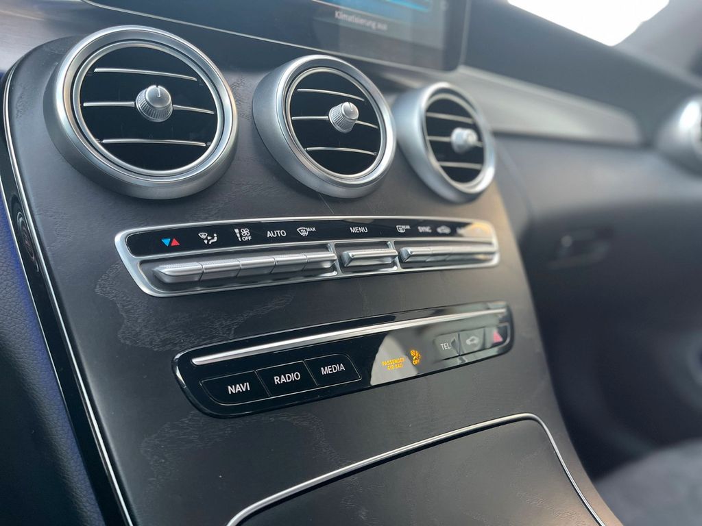 Mercedes-Benz C 180 2020