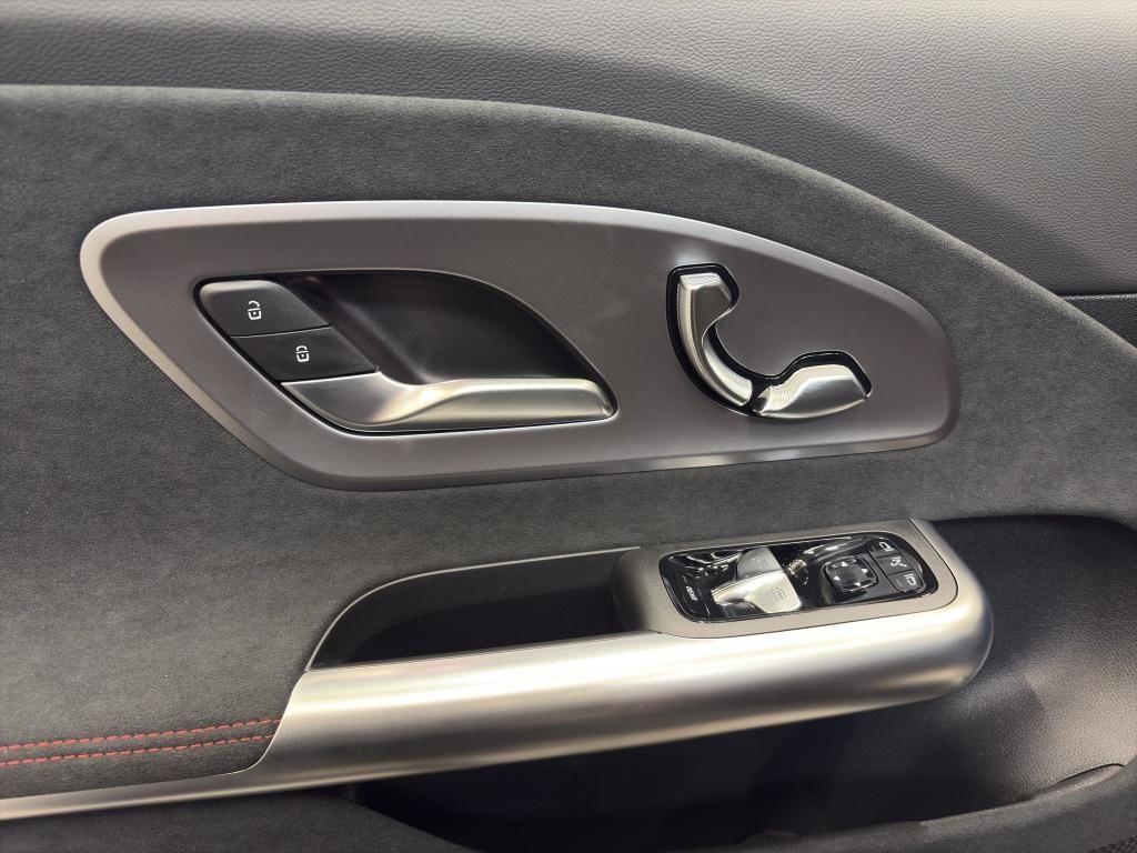Mercedes-Benz CLA 250 2025
