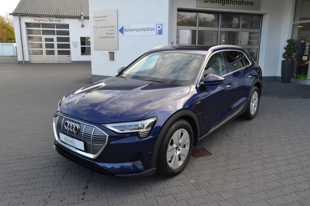 Audi e-tron 2022