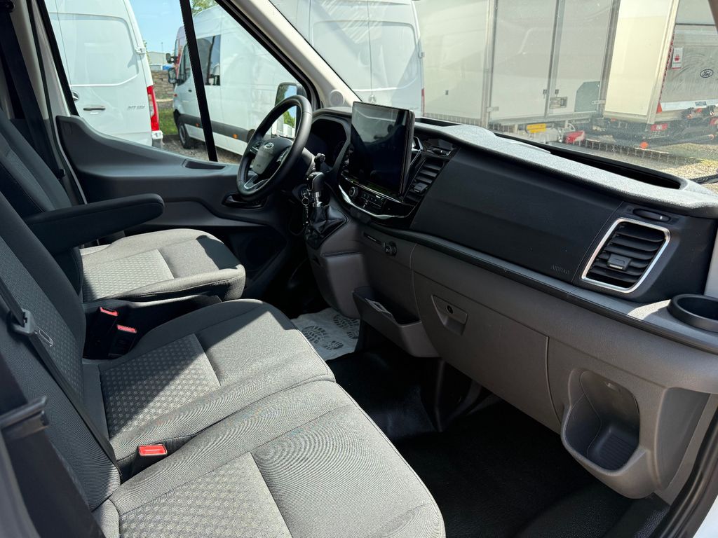 Ford Transit 2024