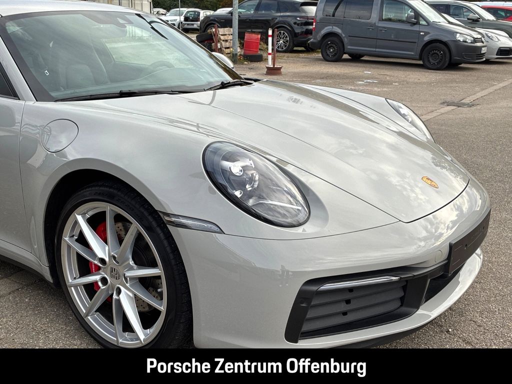 Porsche 992 2022