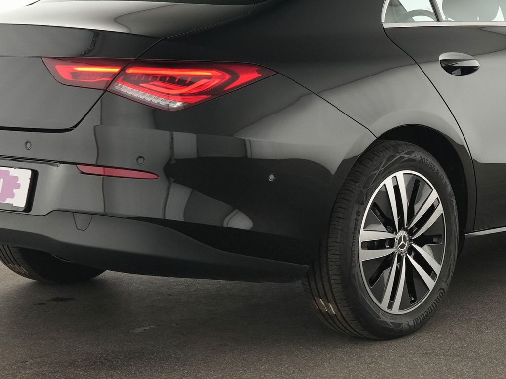 Mercedes-Benz CLA 180 2022
