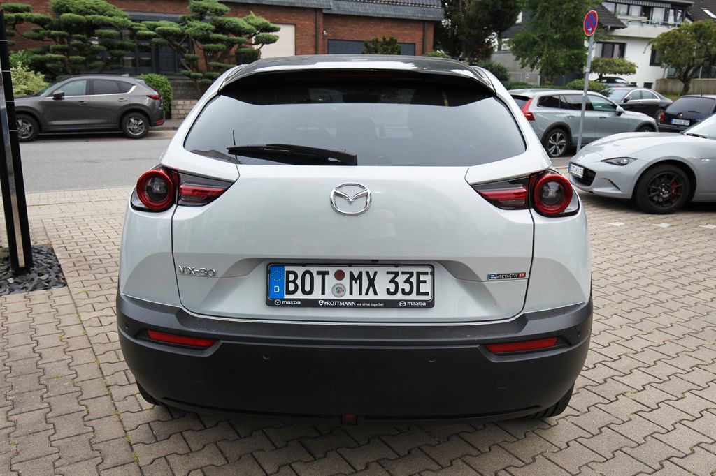 Mazda MX-30 2025