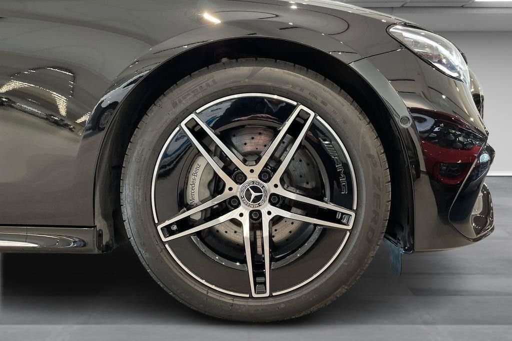 Mercedes-Benz E 300 2024