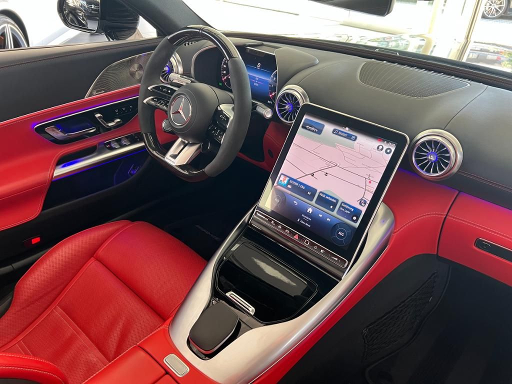 Mercedes-Benz SL 43 AMG 2024