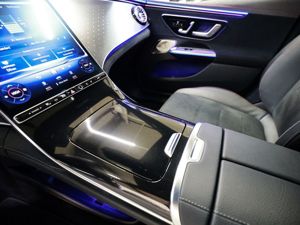 Mercedes-Benz EQE 2024