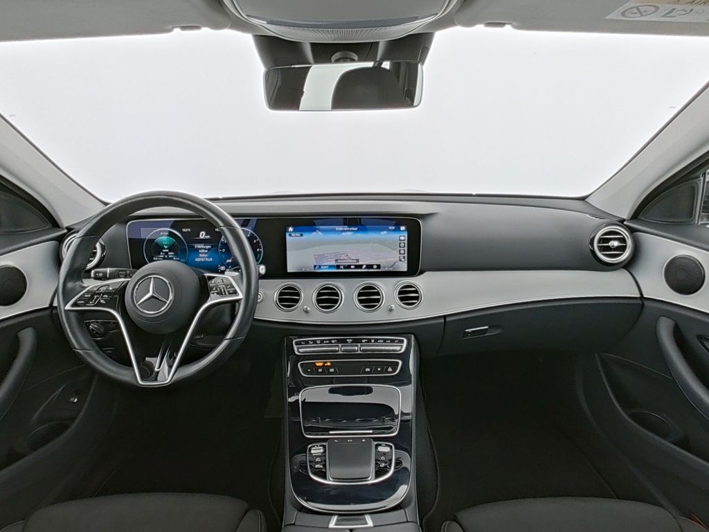 Mercedes-Benz E 300 2021