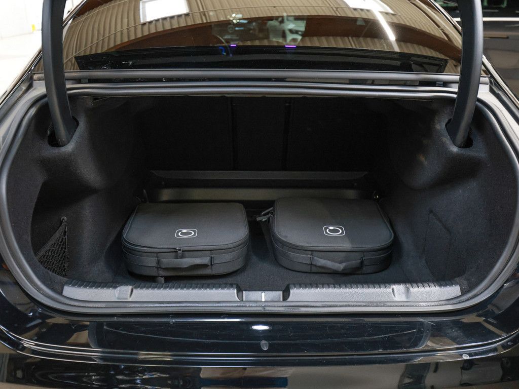 Mercedes-Benz EQE 2024