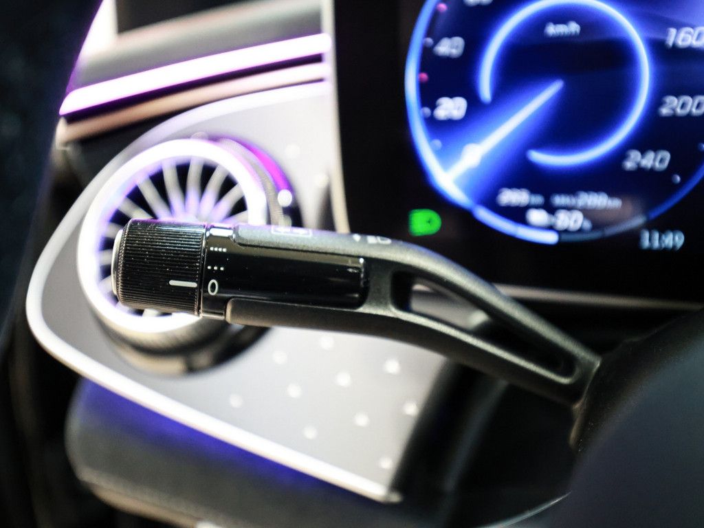 Mercedes-Benz EQE 2024