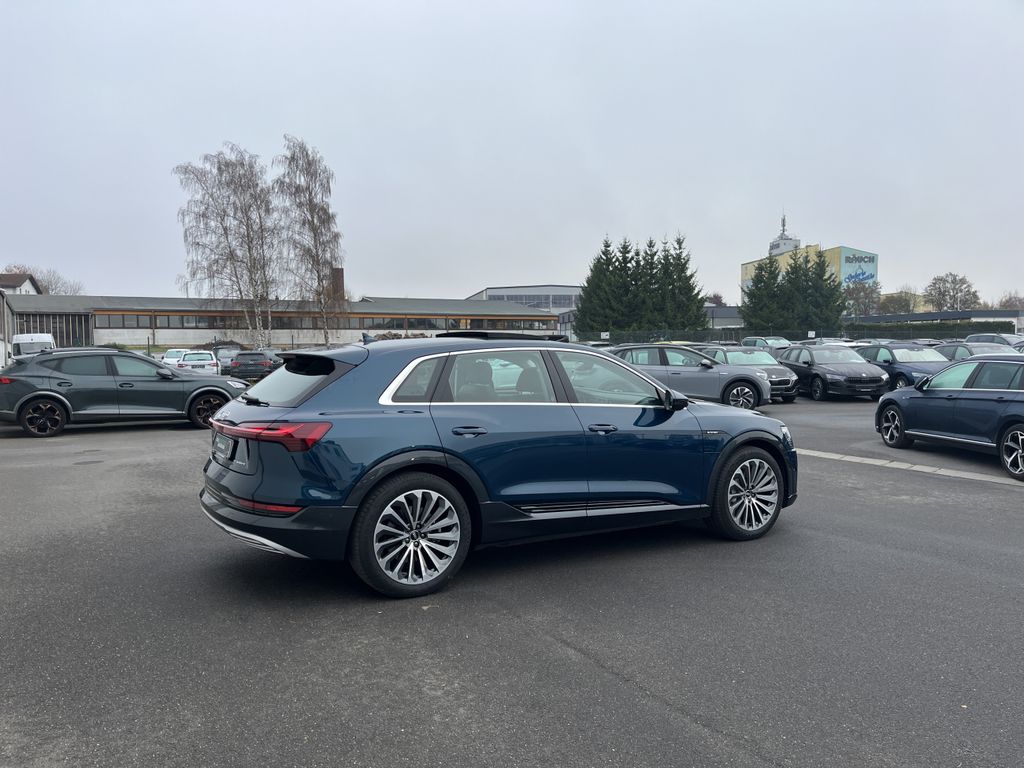 Audi e-tron 2021