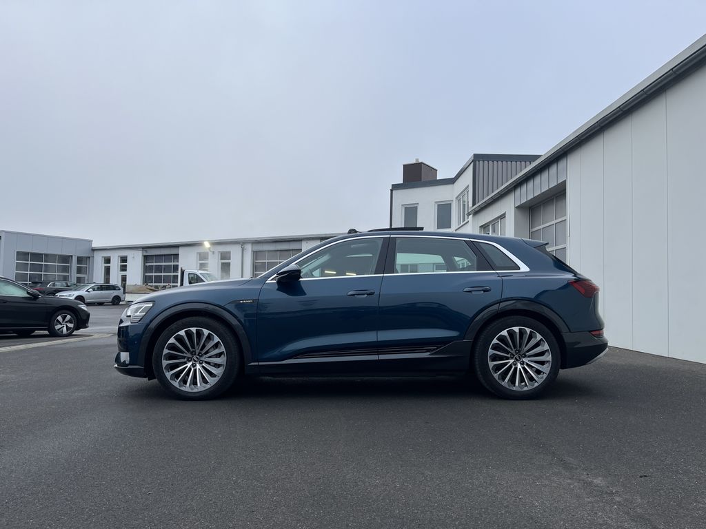 Audi e-tron 2021