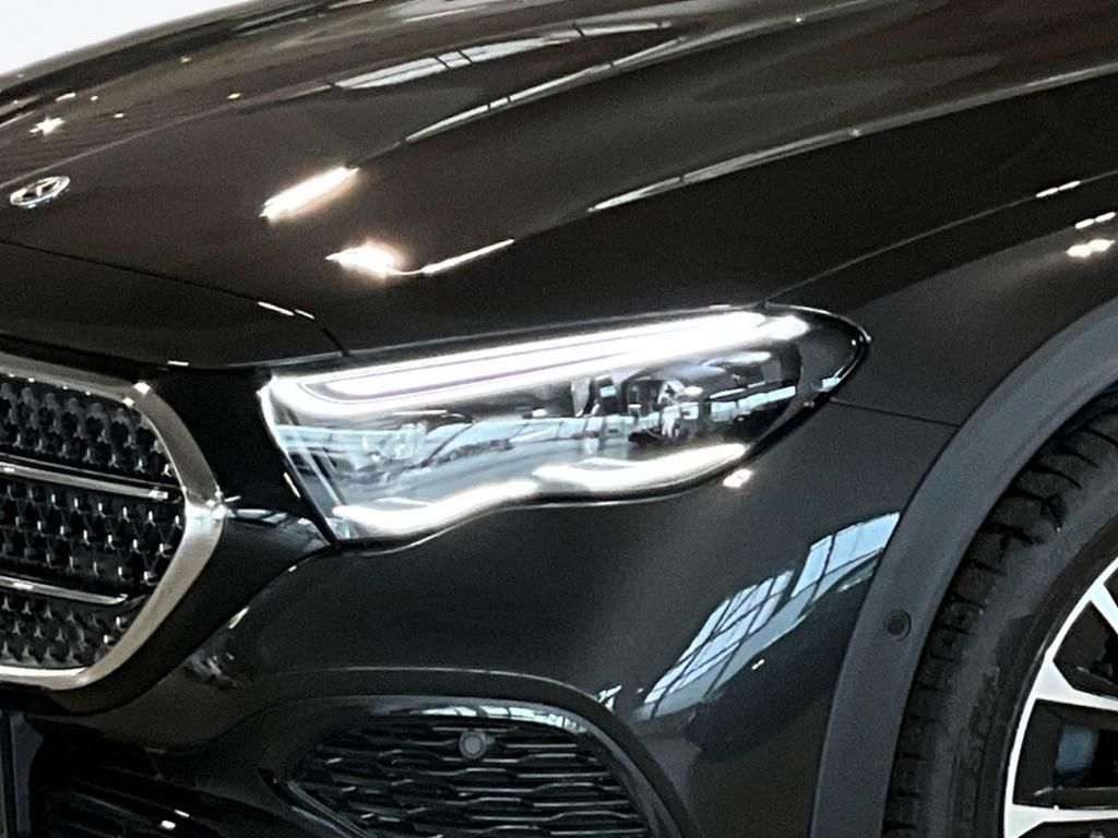 Mercedes-Benz E 300 2025