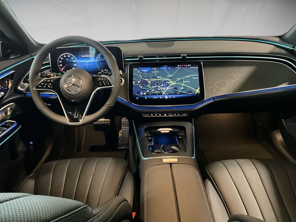 Mercedes-Benz E 300 2025