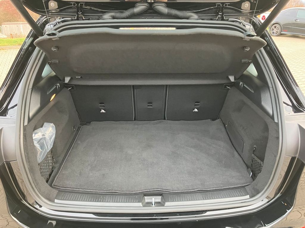 Mercedes-Benz B 200 2024