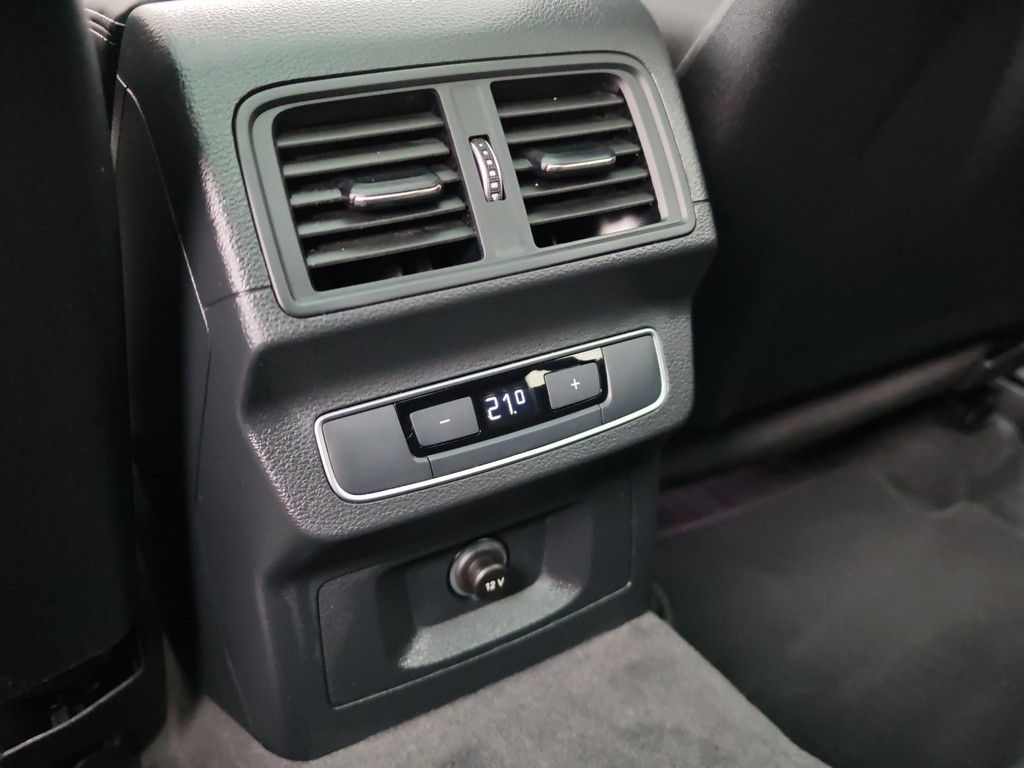 Audi SQ5 2022