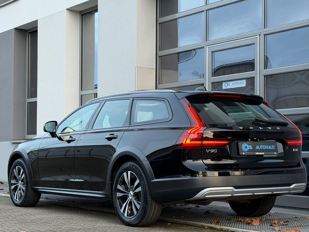 Volvo V90 Cross Country 2020