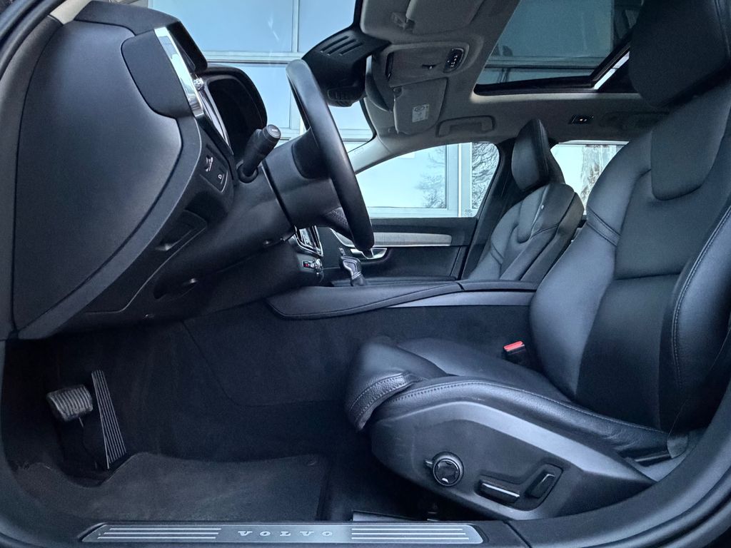 Volvo V90 Cross Country 2020